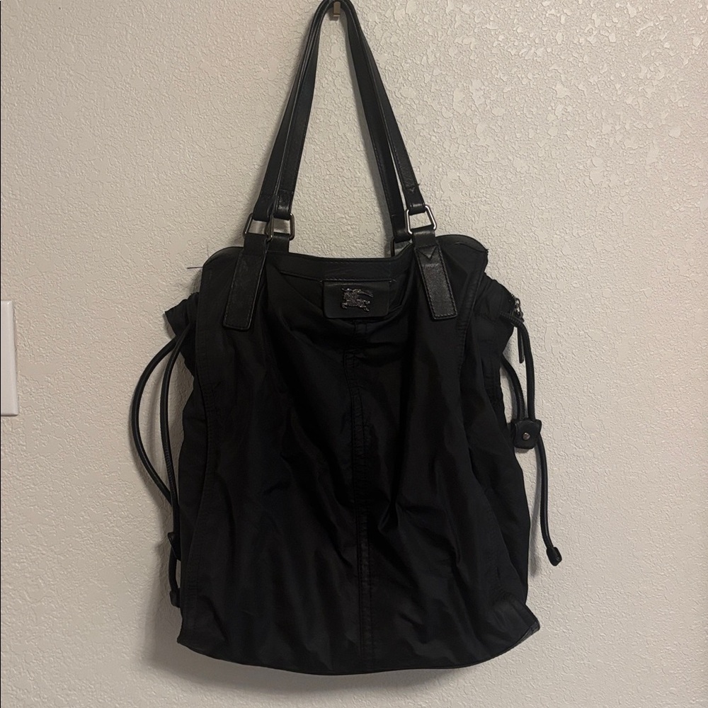 Burberry Nylon Buckleigh Tote in Black - Picture 2 of 12